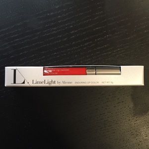 LimeLight Enduring Lip Color, Shade: Candy Apple